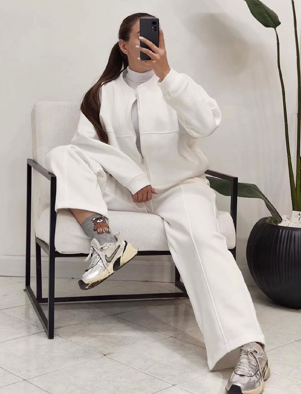 ست اسپورت زنانه در جنس دورس سه نخ مدل آوا