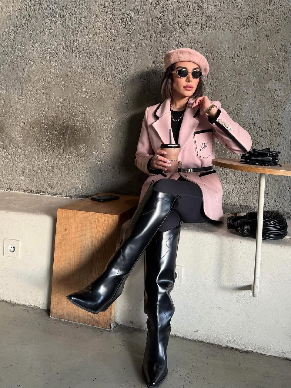 پالتو کتی زنانه در جنس فوتر کوبیده دورو اورجینال مدل نرگس